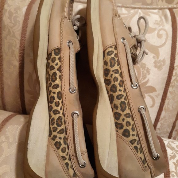 Sperry Shoes - Cute  Sperry Topsiders Euc 8.5M